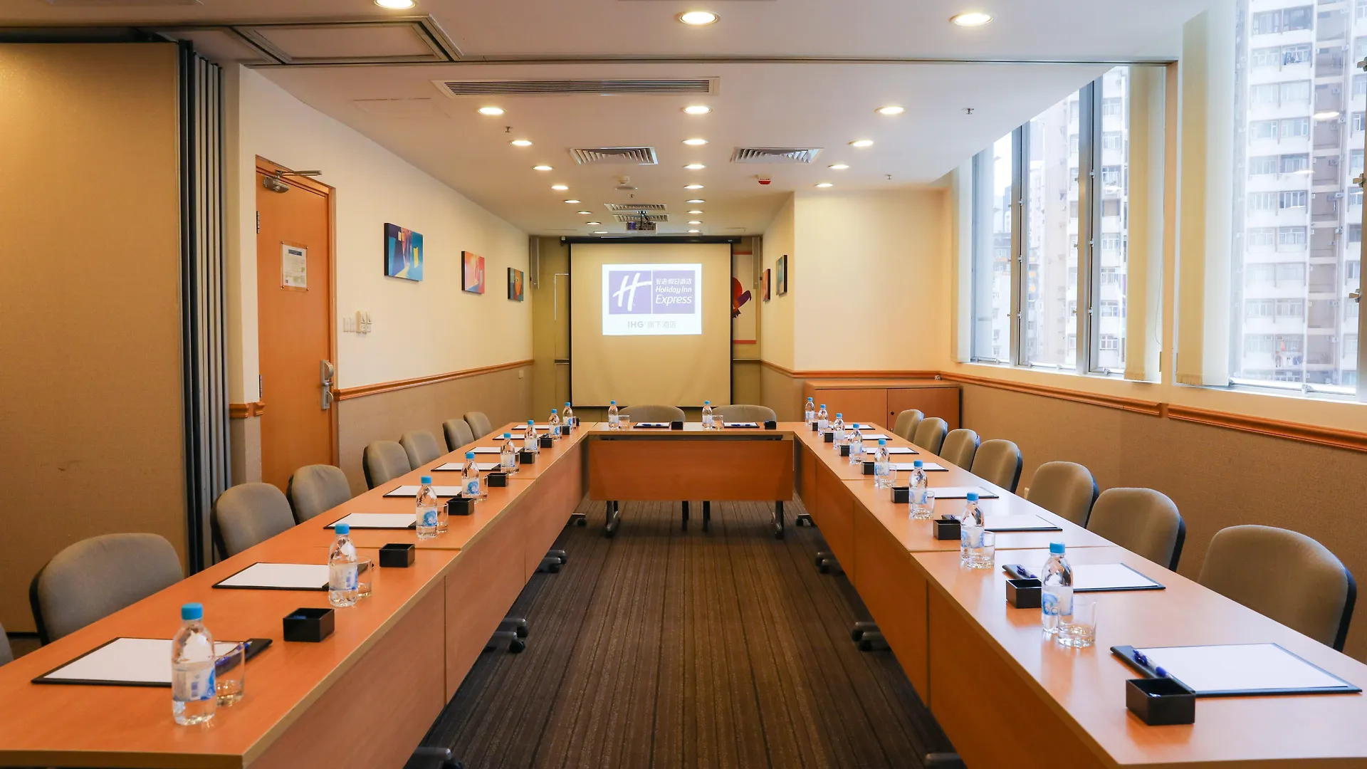 Hotel Holiday Inn Express Hong Kong Causeway Bay By Ihg