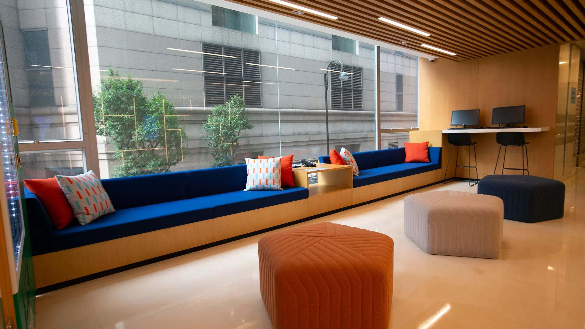 Holiday Inn Express Hong Kong Causeway Bay By Ihg