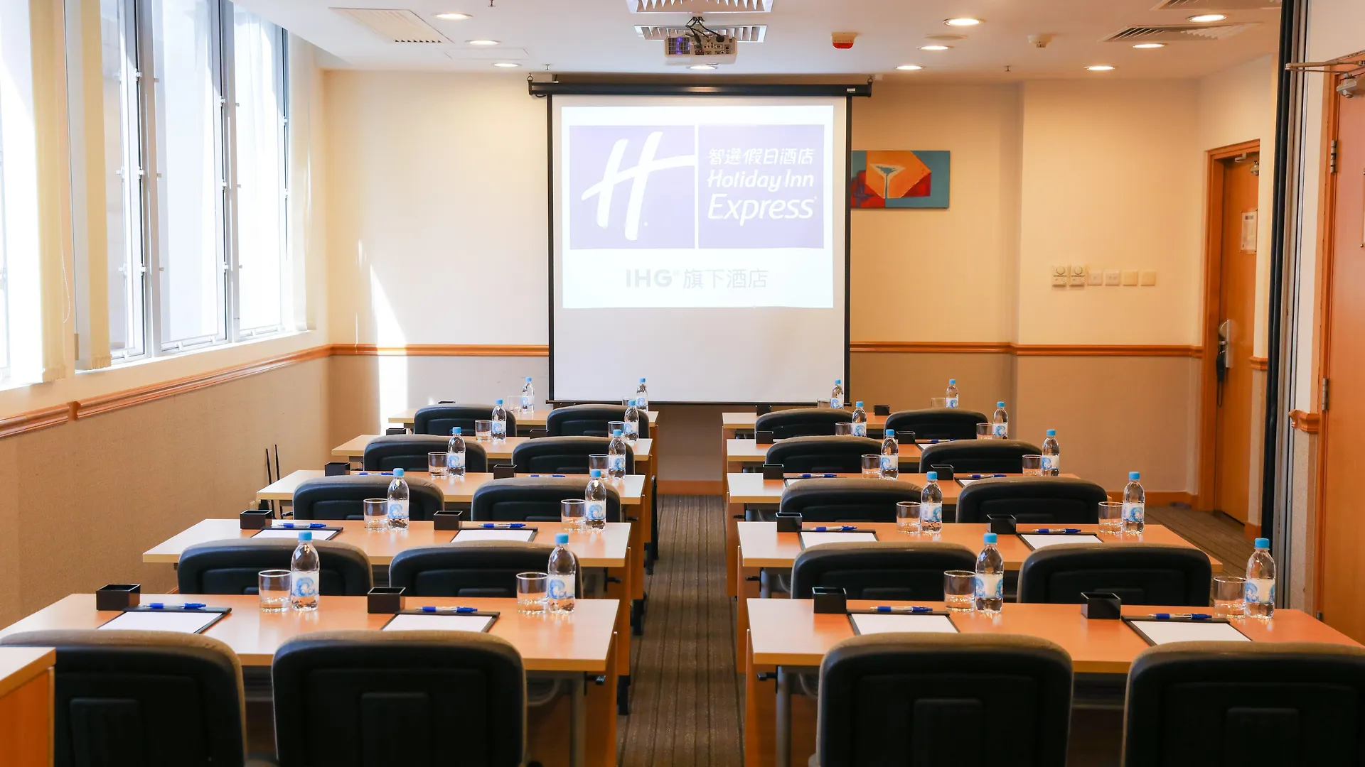 Holiday Inn Express Hong Kong Causeway Bay By Ihg China