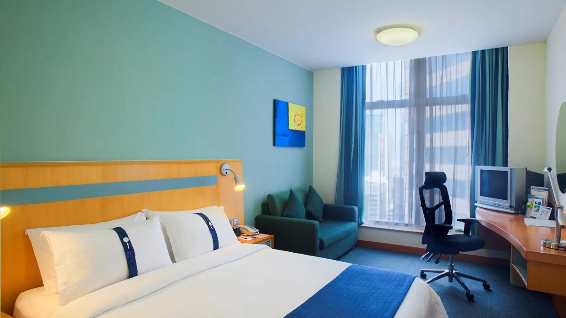 Holiday Inn Express Hong Kong Causeway Bay By Ihg