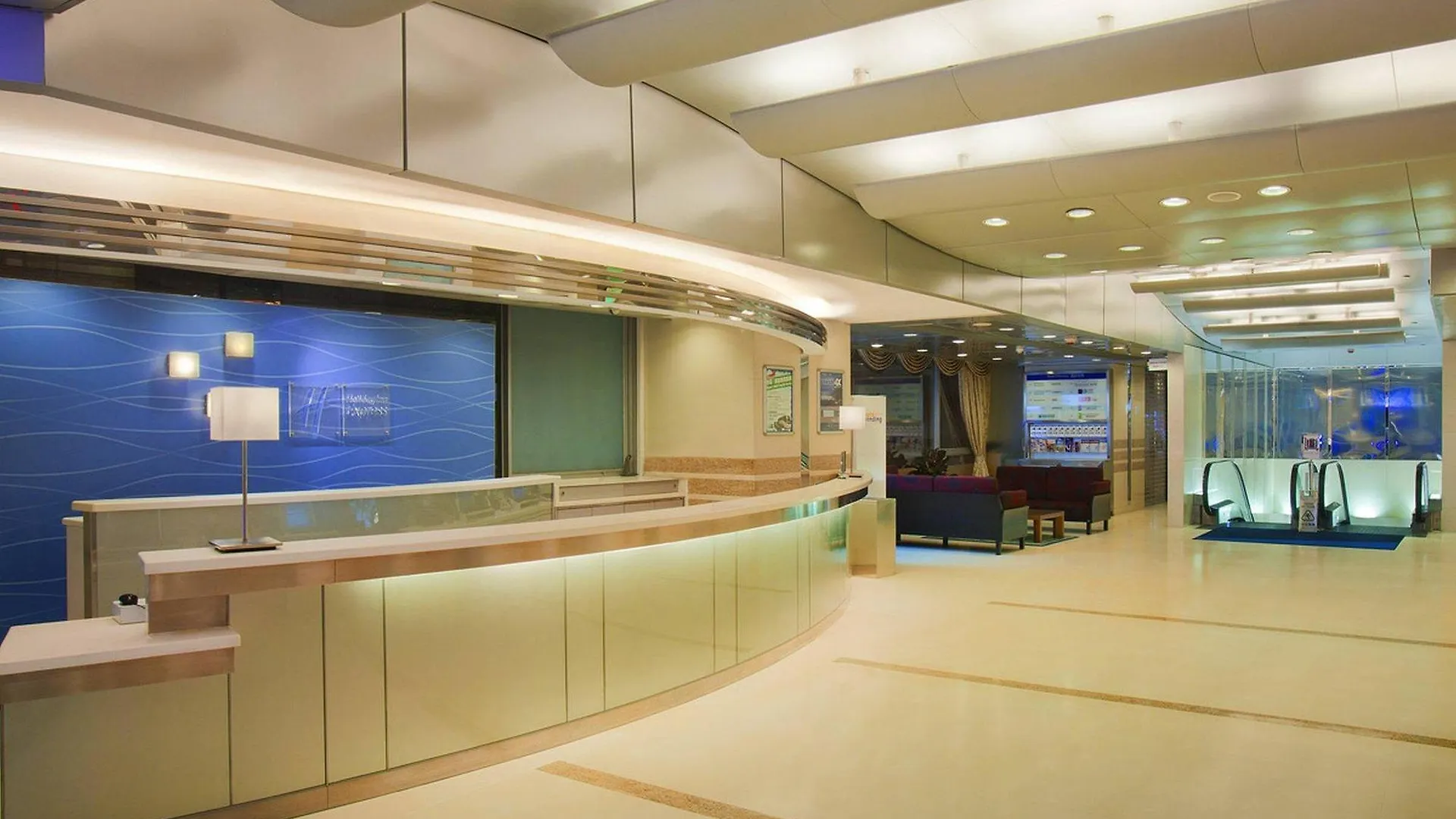 Holiday Inn Express Hong Kong Causeway Bay By Ihg